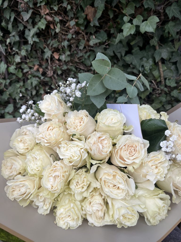 Bespoke luxury floral centerpiece for Pasadena private events and home decor