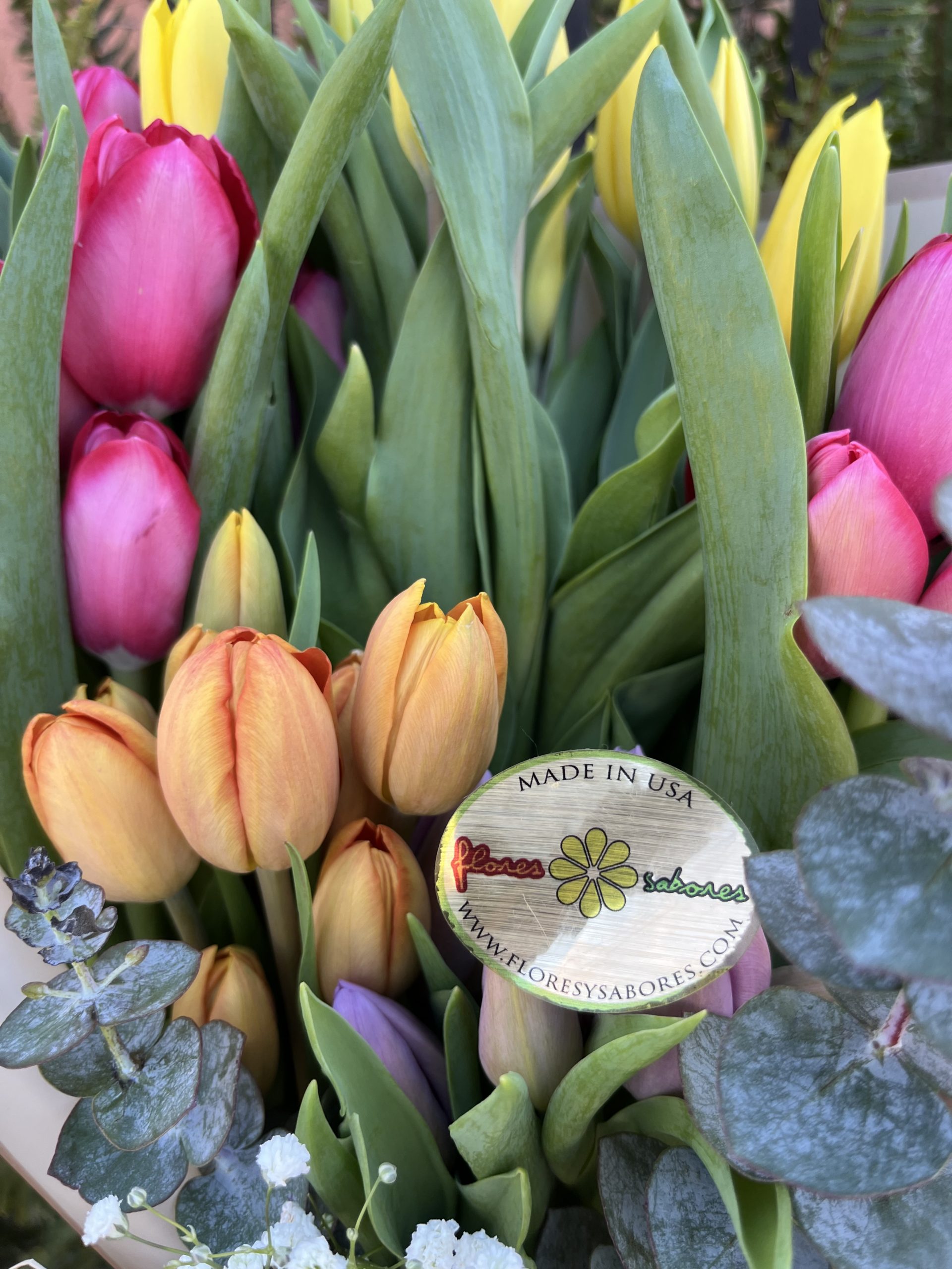 Fresh Tulips Santa Monica Flower Delivery Vibrant spring tulip arrangement available for delivery in Santa Monica.