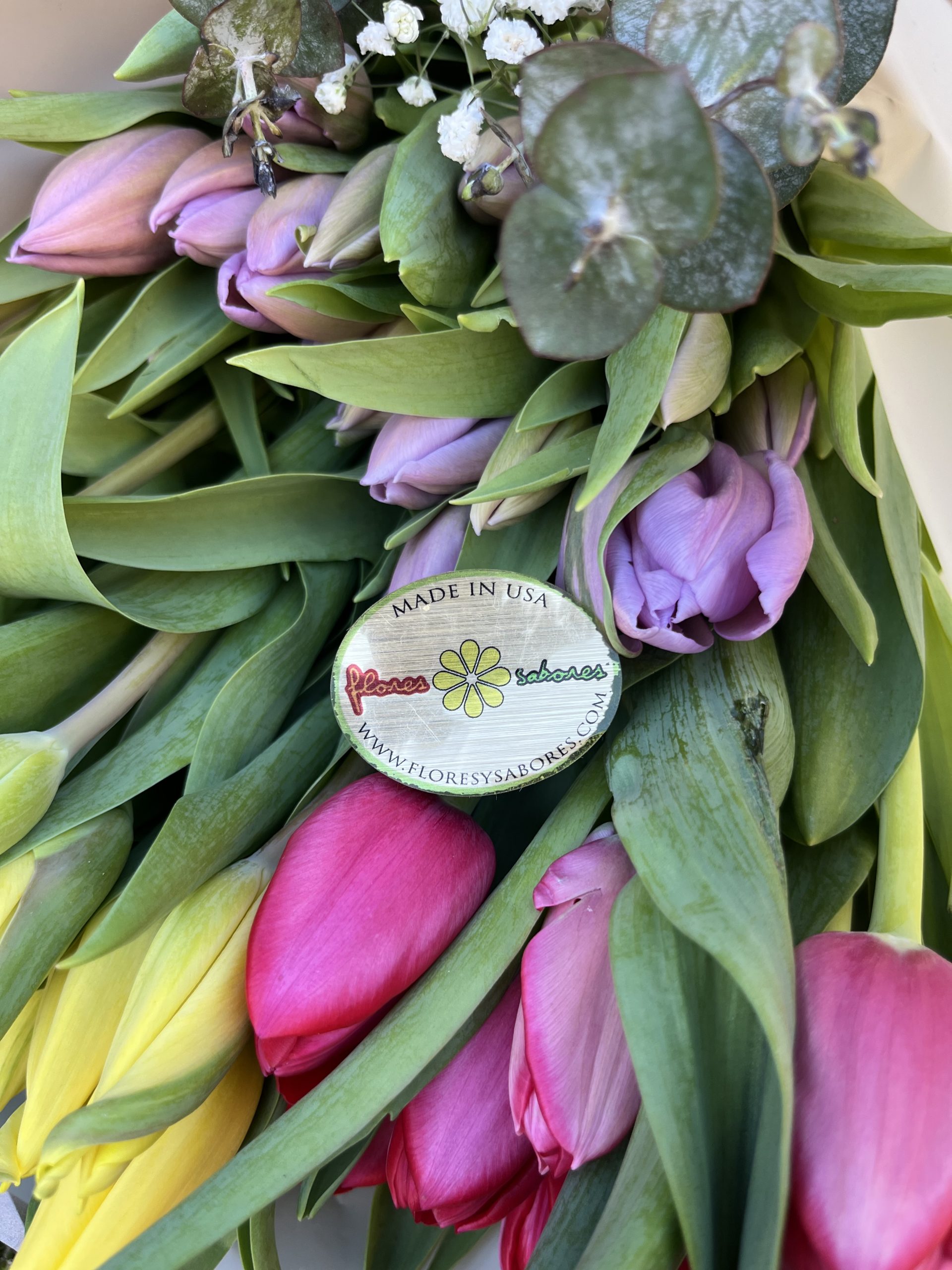 Luxury Tulip Delivery Malibu Premium luxury tulip bouquet for delivery in Malibu, California.